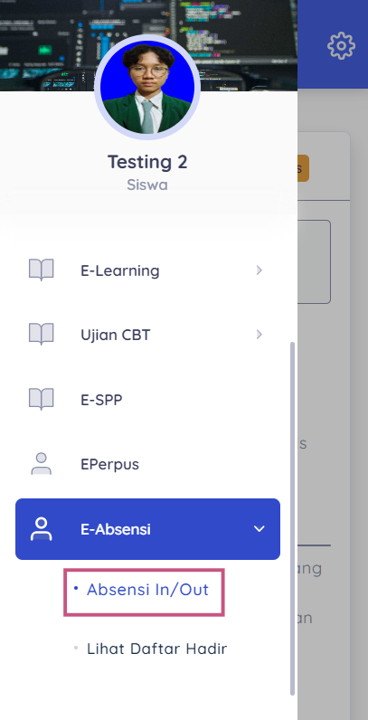 Melakukan absensi In/Out Siswa